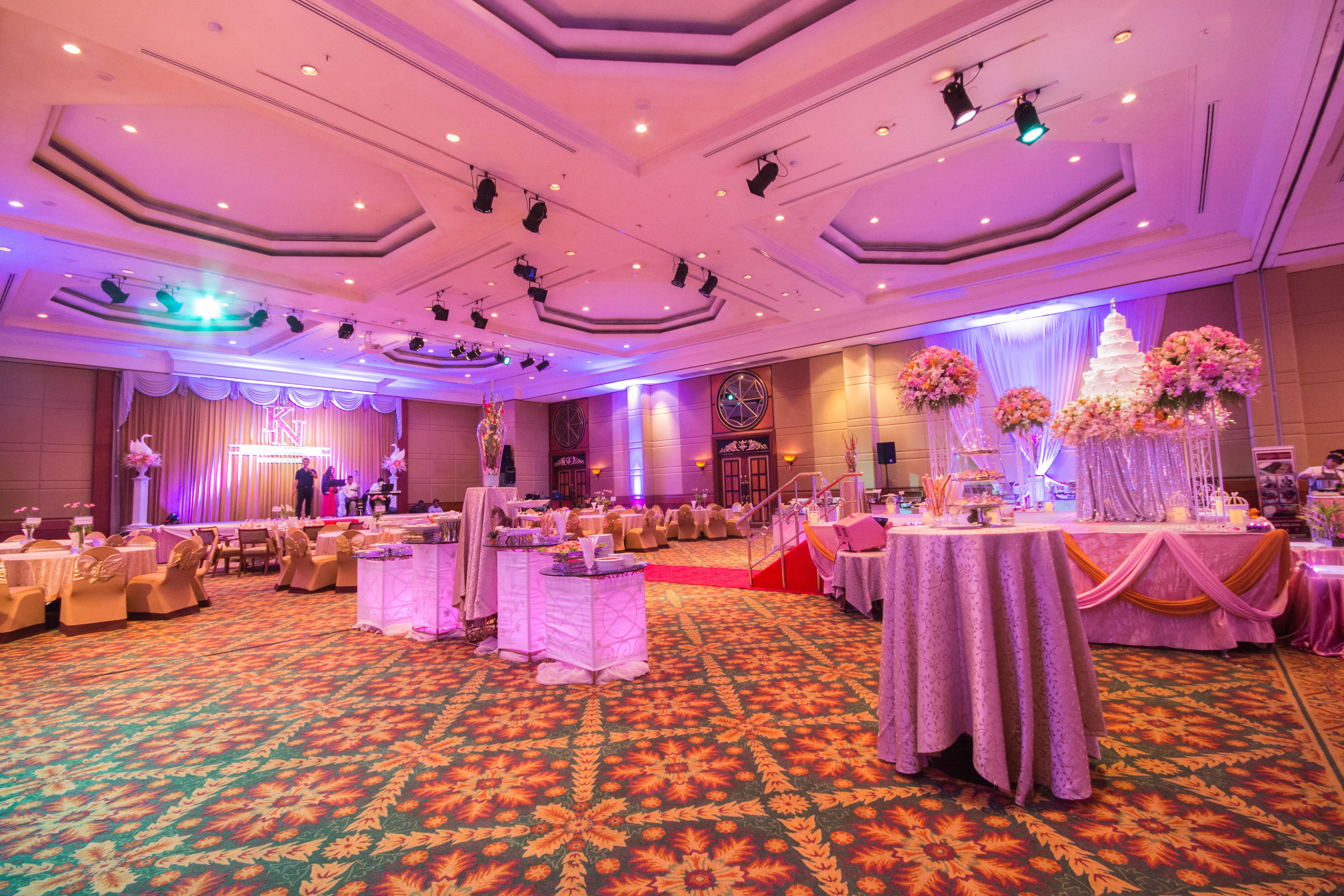 Golden Tulip Sovereign Hotel Bangkok Ngoại thất bức ảnh