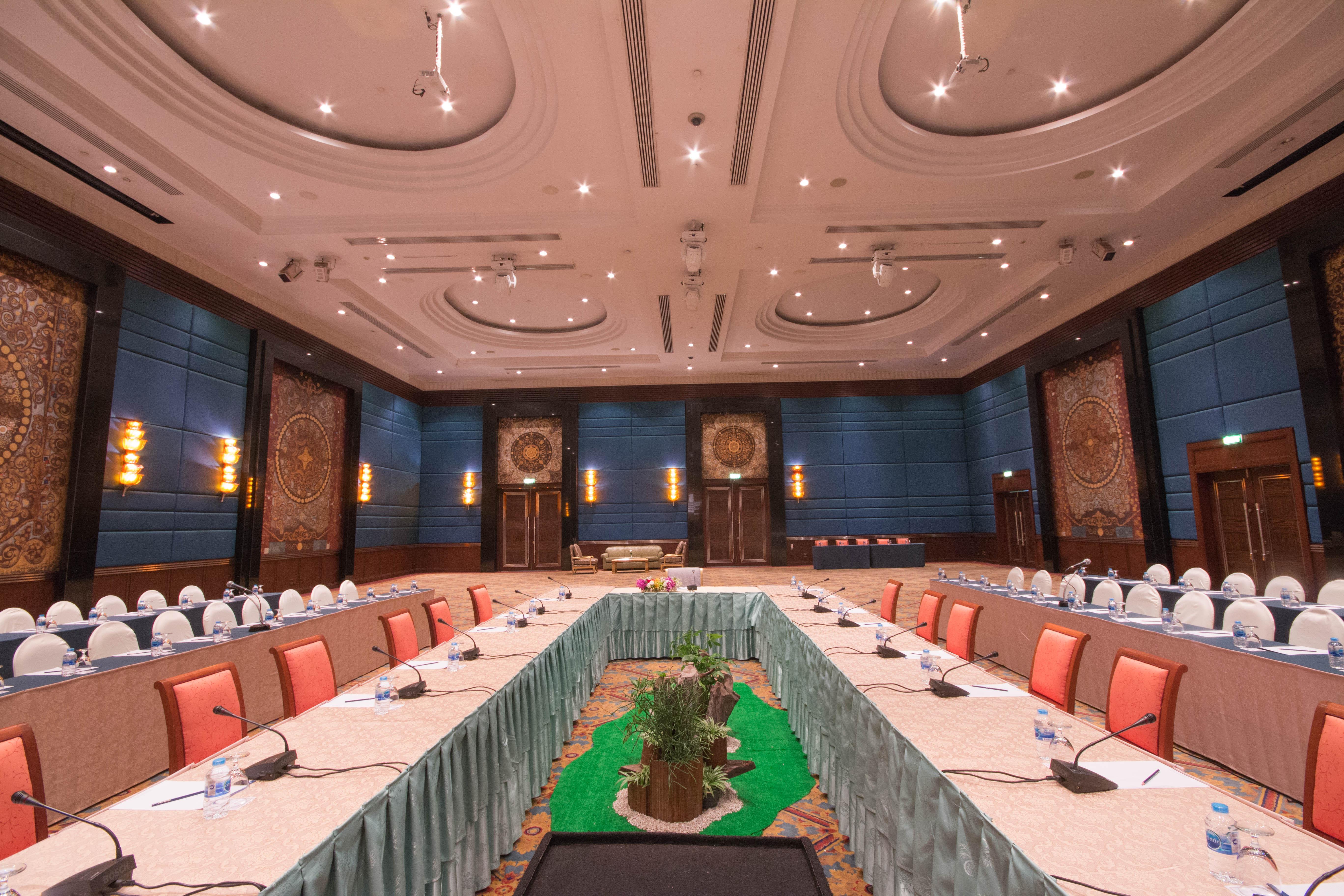 Golden Tulip Sovereign Hotel Bangkok Ngoại thất bức ảnh