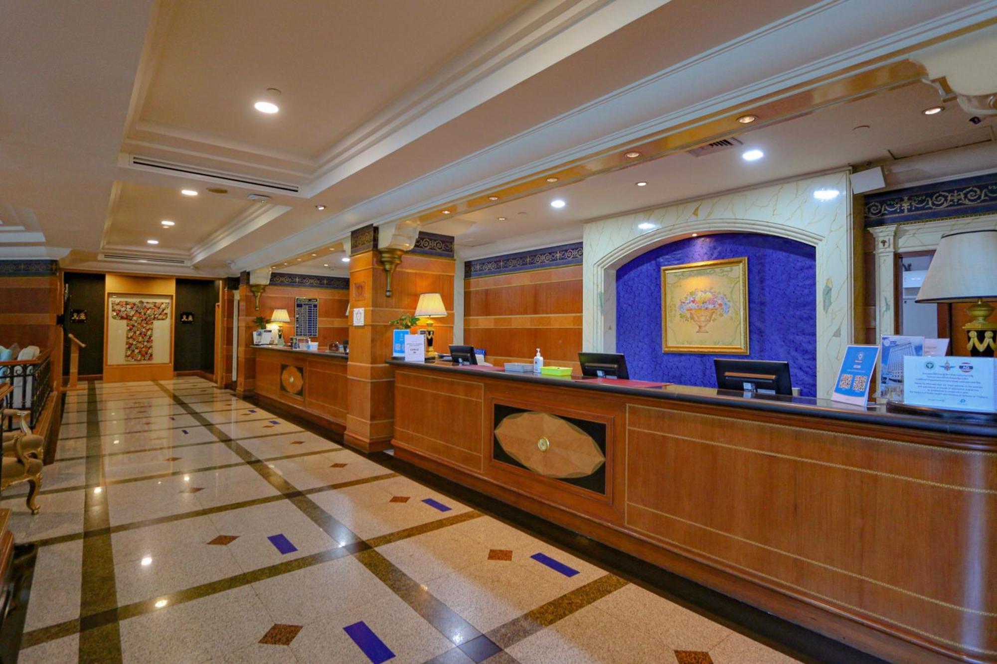 Golden Tulip Sovereign Hotel Bangkok Ngoại thất bức ảnh